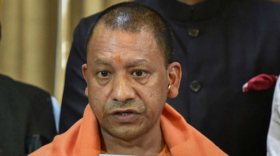 CRACKDOWN—Chief minister Yogi Adityanath sent a harsh message to his UP state hospitals: keep your mouth shut about oxygen  #COVID19 crisis or face action—tells police heads to crack down on hospitals that cite any oxygen shortage or complains to media. https://www.telegraphindia.com/india/coronavirus-outbreak-yogi-orders-crack-down-on-hospitals-flagging-oxygen-shortage/cid/1813775#.YId7XyDqXJM.twitter