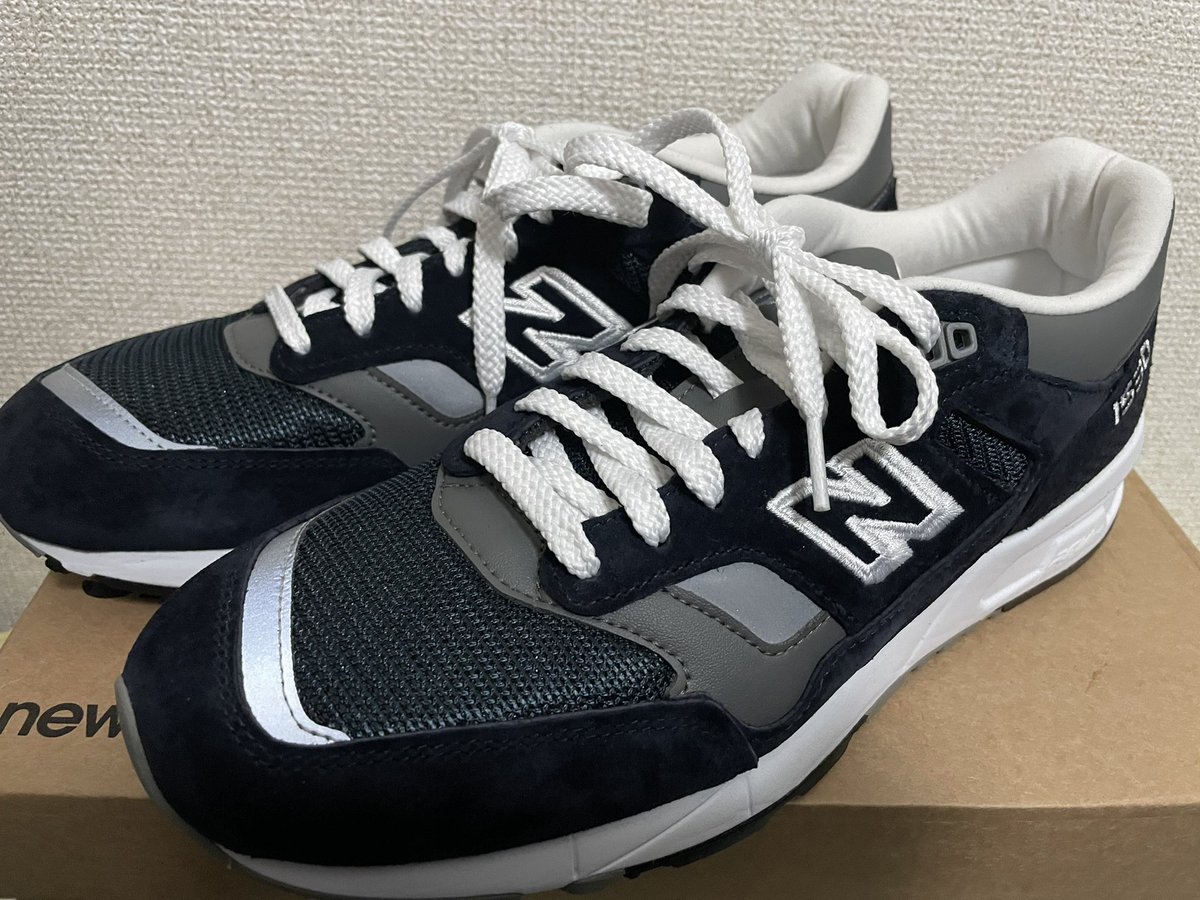 alexandre_bknb's tweet photo. 買っちゃったー!
大学生の時からスニーカーはニューバランスを履き続けてきたけど、欲しかったモデルを勢いで購入!
生まれた年に発売されたモデルの30周年限定のモデル!
これ履いて出かけるの楽しみ!
特に予定はないけど。笑
#ニューバランス
#newbalance
#m1530 https://t.co/lr73gZLbzR