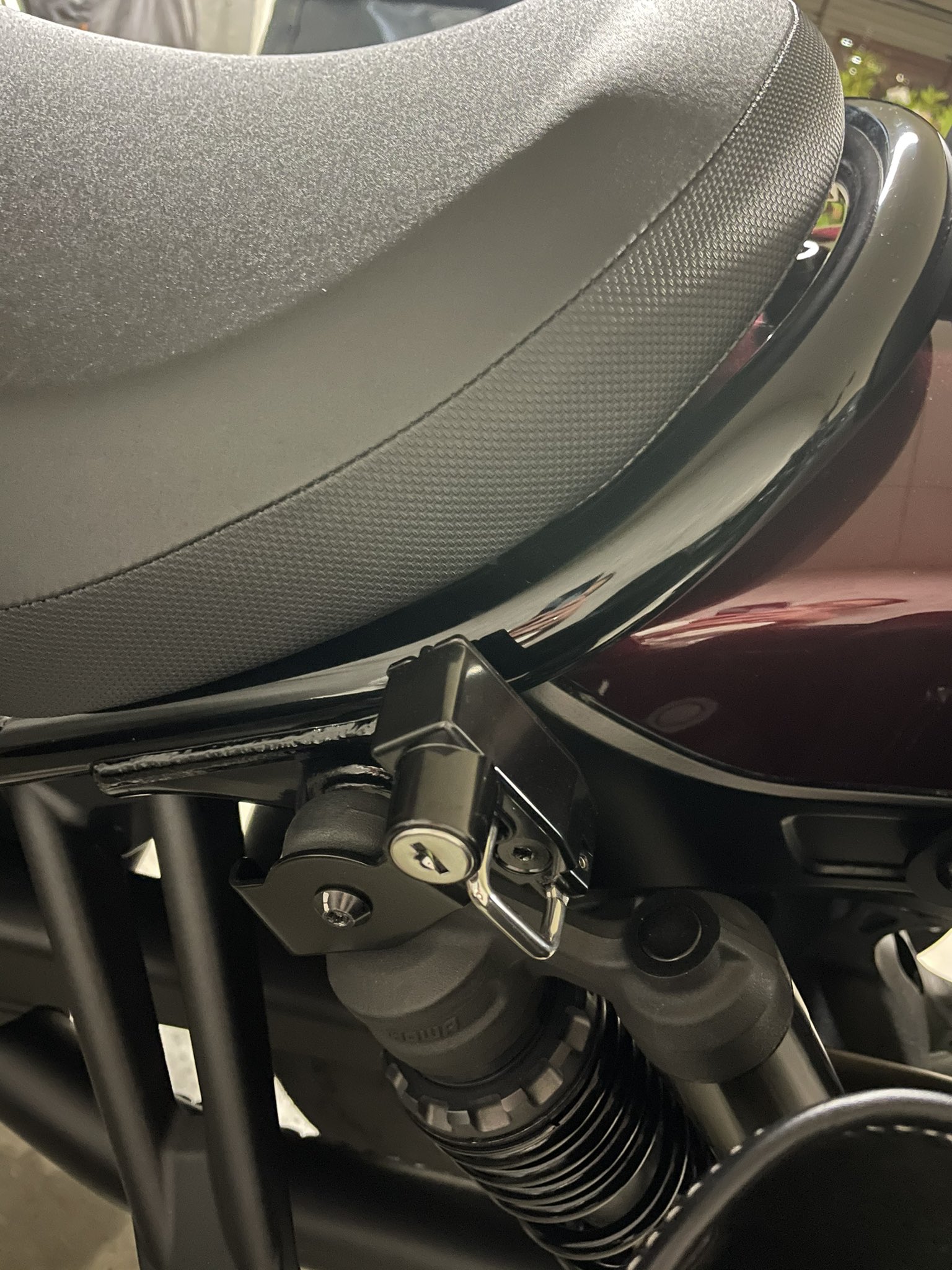 ゆかり ニャンまげライダー デイトナのヘルメットホルダー付けてもらった レブル1100 ゆかり ニャンまげライダー デイトナのヘルメットホルダー付けてもらった レブル1100