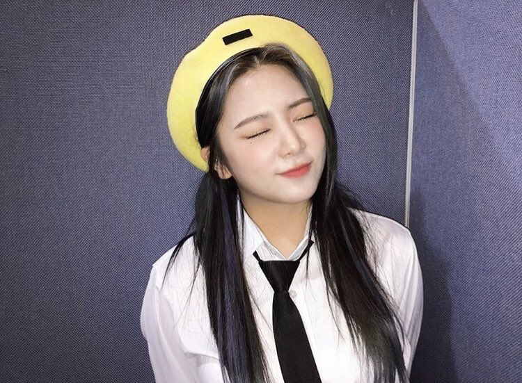 thoughtsunn's tweet image. thank you for everything 💛