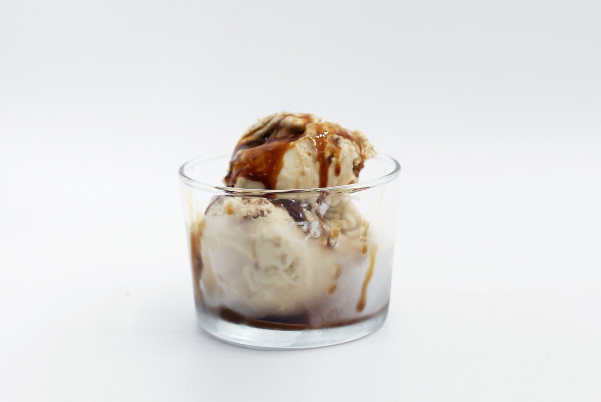 Affogato cookie x. Аффогато с джелато. Аффогато кофейные напитки. Аффогато десерт. Аффогато куки.