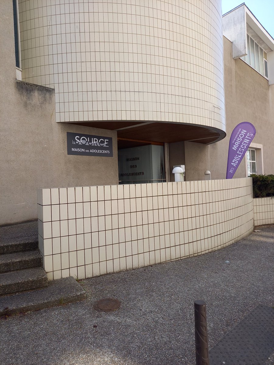 La Maison des Adolescents est ouverte sur tous ses 15 accueils du département.  Liste sur notre site  maisondesados50.fr