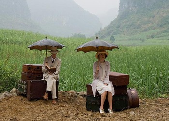 "A veces el viaje más largo es la distancia entre dos personas".
"El velo pintado·, Somerset Maugham