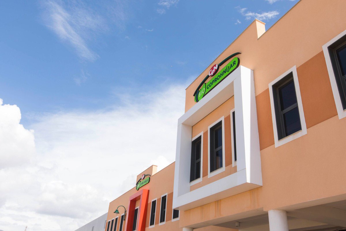 La diputada nacional agradece el trabajo de #Amat por <a href="/populares/">life</a> de #Almería y respalda la candidatura a presidente provincial de <a href="/JaviAurelianoG/">Javier A. García</a>