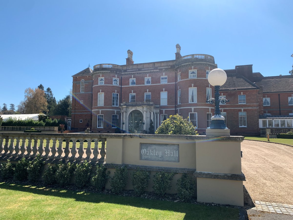 oakleyhall's tweet photo. Did you enjoy the beautiful weather last week as much as we did? βοΈ
#hotel #restaurant #summer #spring #staycation #countryside #stay #dine #eat #countrymanor #awardwinning #hampshire #basingstoke #oakley https://t.co/TCmwLwZoGA