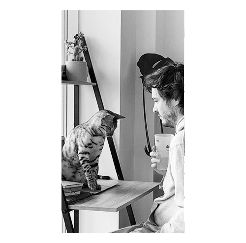 BaneOfAKing's tweet photo. ㅤㅤ
ㅤ
       ㅤㅤ la felicidad
ㅤㅤㅤ    𝒏𝒐 𝒆𝒔 𝒓𝒆𝒂𝒍
ㅤㅤㅤ   a menos que 
ㅤㅤ  𝒔𝒆𝒂 𝒄𝒐𝒎𝒑𝒂𝒓𝒕𝒊𝒅𝒂. https://t.co/uta5TLTgqS