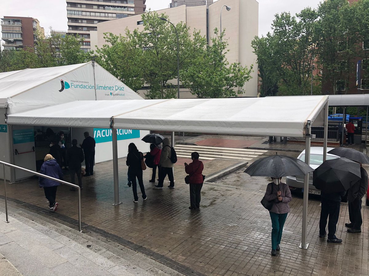 Javier Arcos (@javi_arcos_) on Twitter photo Vamos a por la 4.000 vacunas este fin de semana en <a href="/Hospital_FJD/">Fundación Jiménez Díaz</a>: 70-74 años por la mañana, y pacientes de Alto Riesgo por la tarde (onco-hematológicos, inmunodep., trasplantados, ...).
Y aquí seguiremos, #QuedeLoQueQuede Vamos a por la 4.000 vacunas este fin de semana en <a href="/Hospital_FJD/">Fundación Jiménez Díaz</a>: 70-74 años por la mañana, y pacientes de Alto Riesgo por la tarde (onco-hematológicos, inmunodep., trasplantados, ...).
Y aquí seguiremos, #QuedeLoQueQuede