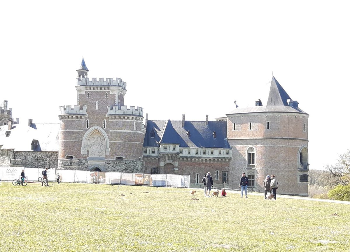 Zonnig fietstochtje door het Pajottenland langs het mooie kasteel van Gaasbeek 🚴🏼🌄
