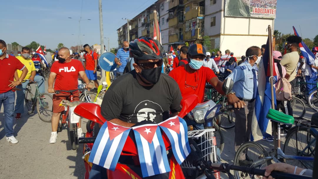 La protesta mundial contra el #Bloqueo se ha convertido en una ola imparable. En medio de una epidemia global, miles salen a las calles a reclamar a Estados Unidos: #EliminaElBloqueo