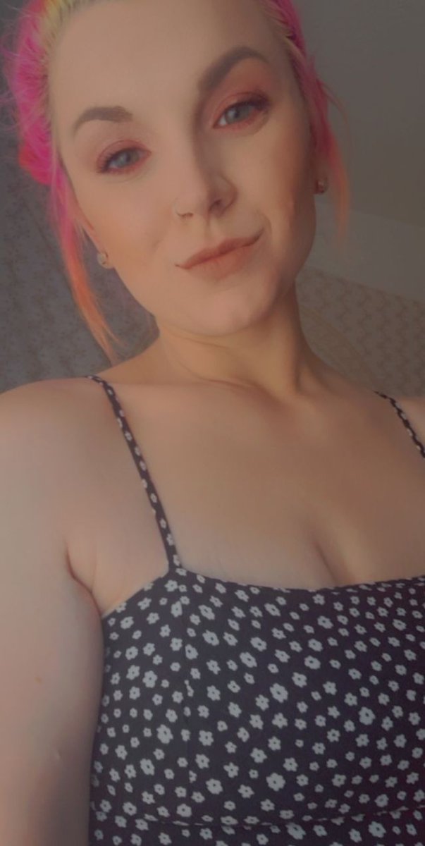 theoddlex's tweet photo. Don't forget to vote for me to be the next #maximcovergirl!!
https://t.co/b2Y3exe7Gb

#maxim #maximmag #stonerbabes #feelingmyself #maximcg2021 #voteforme #modeling #stonerbabe #Contest #thankyou #makeupbyme #photography https://t.co/XTY02gFwPa