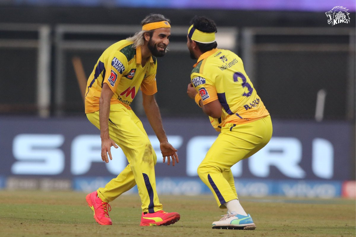 ImRaina's tweet photo. You are absolutely amazing today, you were in full form @imjadeja 👏 It feels great to be at the top of the table, way to go boys #yellove #CSKvRCB #IPL2021 💛 https://t.co/9wLpt55chB