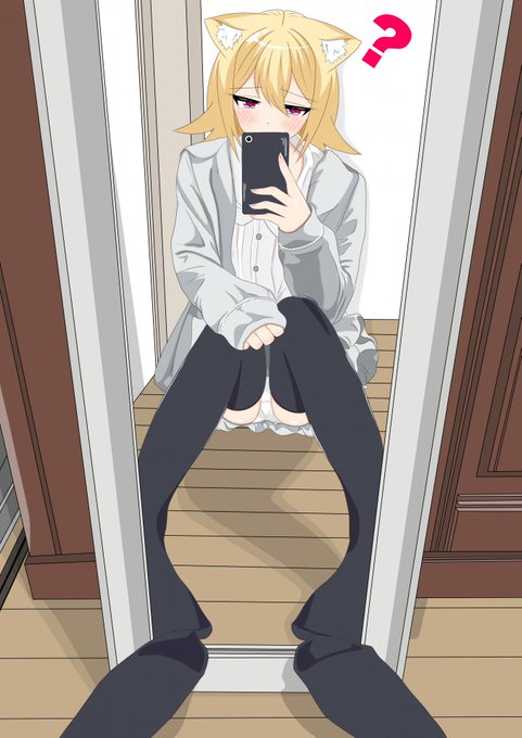 慣れない自撮りしてる時の絵 