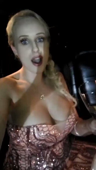 WickyTerry's tweet image. How I look in my night😍