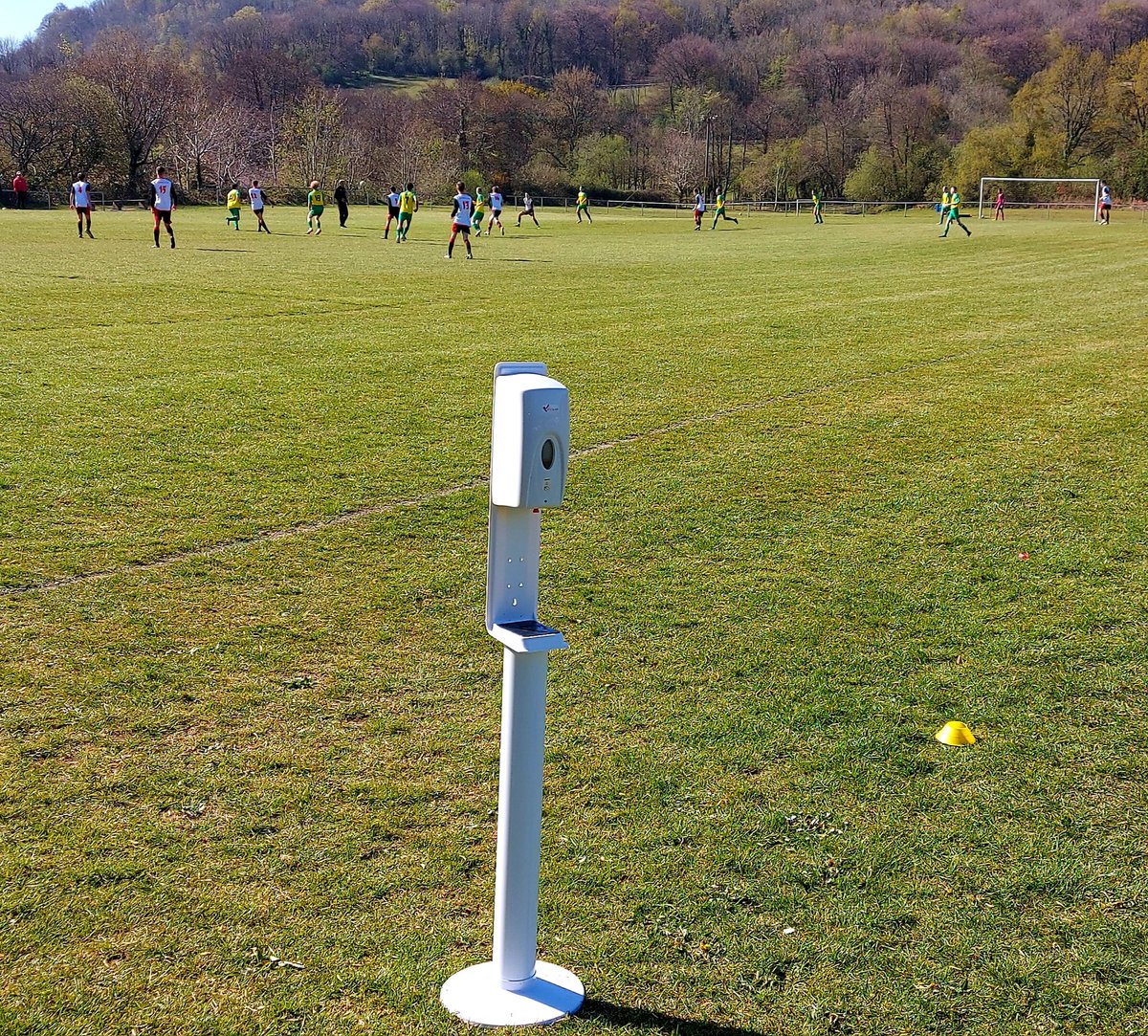 Great to see football back in South Wales this morning 
And a great start for the newly formed @FC_Graig youth at @AfcMachen youth running out 4-2 winners after being 2 down 
A cracking morning for all concerned 
#pontyspremierclub 
#uppagraig
#welshfootballmemories