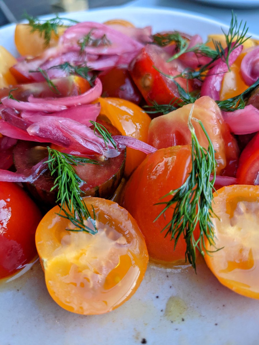 Chris (@pxandtarts) on Twitter photo A stunning plate of heirloom tomatoes with pickled onion - fresh, tart, zingy, herbal - felt just right in the dying warmth of what felt just like start of summer (fingers crossed) in one of the best spots for it <a href="/GambasTapasBar/">Gambas Bristol</a>. A stunning plate of heirloom tomatoes with pickled onion - fresh, tart, zingy, herbal - felt just right in the dying warmth of what felt just like start of summer (fingers crossed) in one of the best spots for it <a href="/GambasTapasBar/">Gambas Bristol</a>.