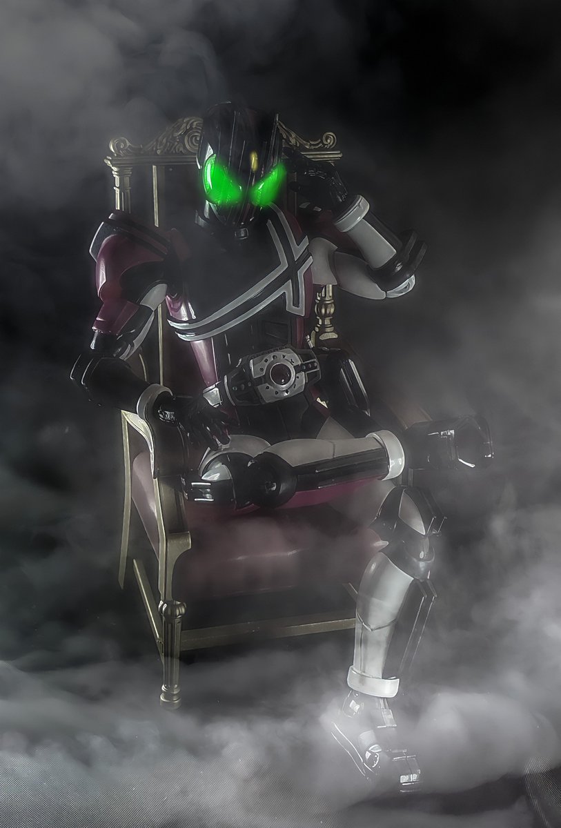 #トイアワ
お題『大』
仮面ライダーディケイド
−世界の破壊者にして、大首領−