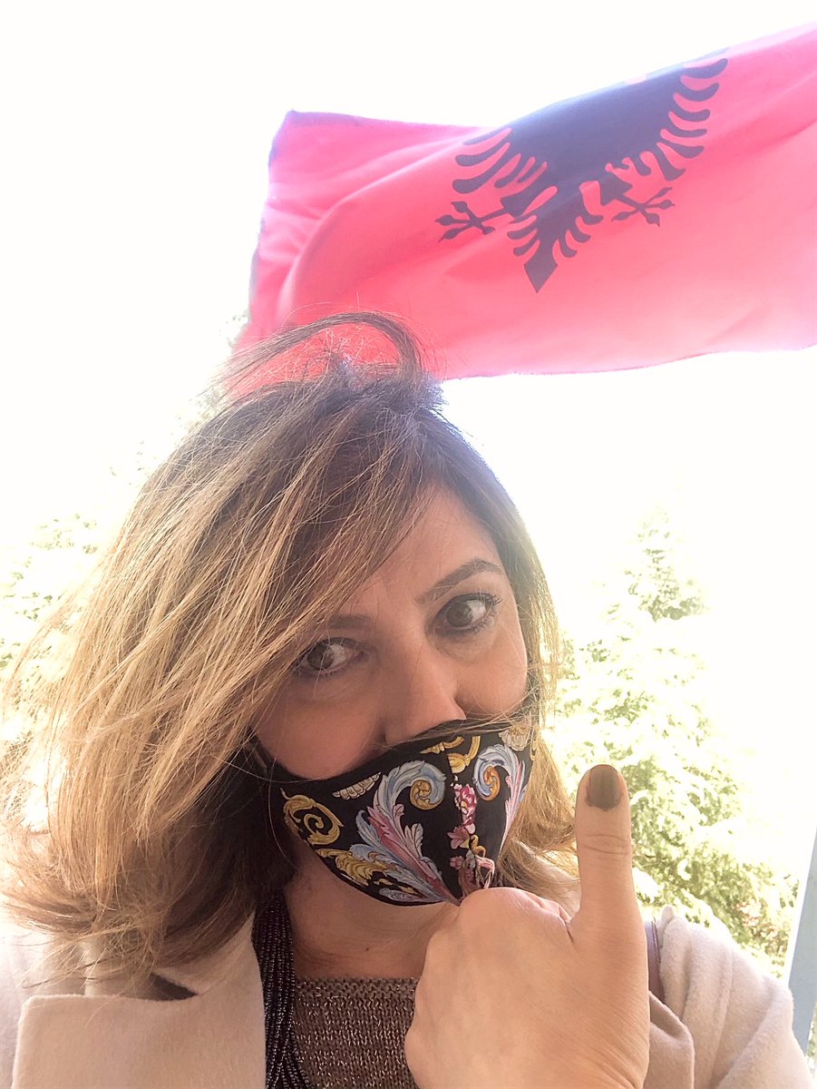 Ines Mucostepa tweet media