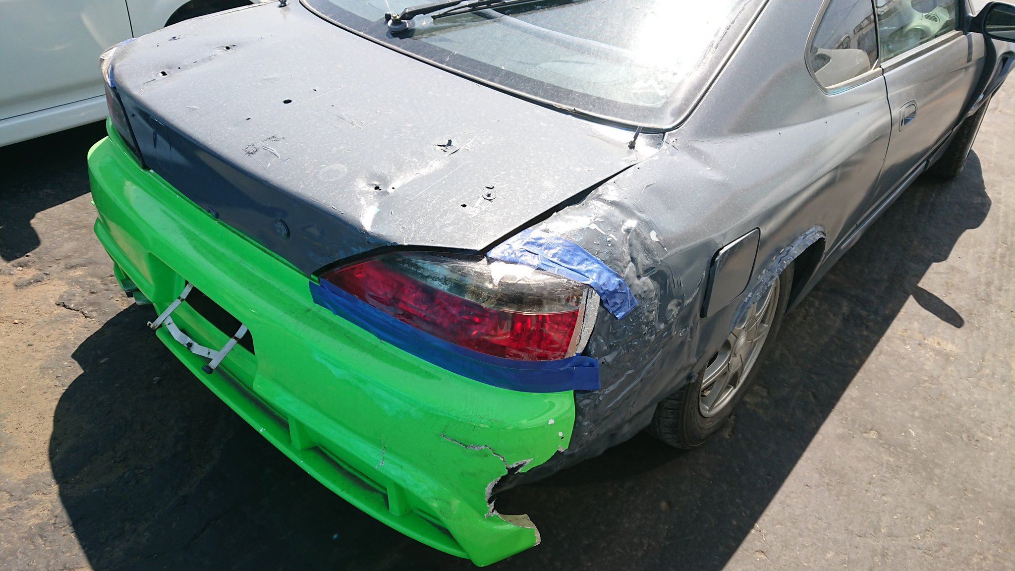 ノリック峠 緩募 S15シルビアの箱探してます フロント周りグシャグシャ とかで良いのでルーフから 後ろが生きてる箱あったら 話し回して欲しいです よろしくお願いします S15 Silvia 拡散希望 ドリ車 ドリフト Nissan シルビア売ります