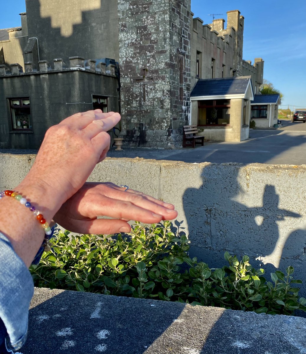 Cat_1964's tweet photo. Happy International Mother Father Deaf Day #Coda #HMFD #IrishSignLanguage #Bilingualism #TwoCultures #TwoLanguages #DeafParented #DeafCommunity #BilingualChildhood #mfdd25dpd #Proud https://t.co/HRgpgUOJSP