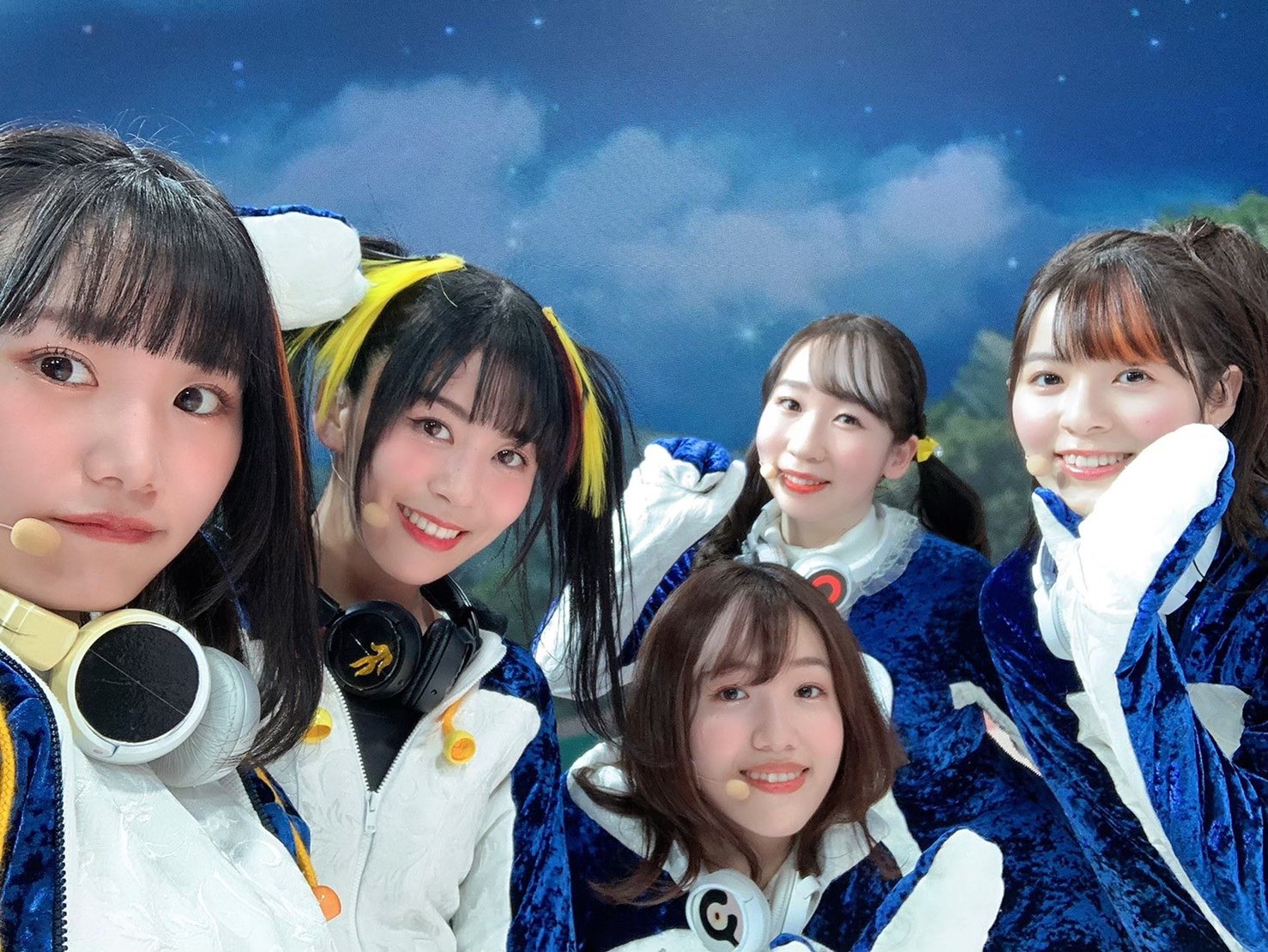 根本流風 Ppplive 夜の部ありがとうございました ４月２５日にppp Liveができて 本当に嬉しかったです 次はフレンズみんなの前でライブができたらいいな たくさんの愛をありがとう けものフレンズ 空翔べppp 世界ペンギンの日