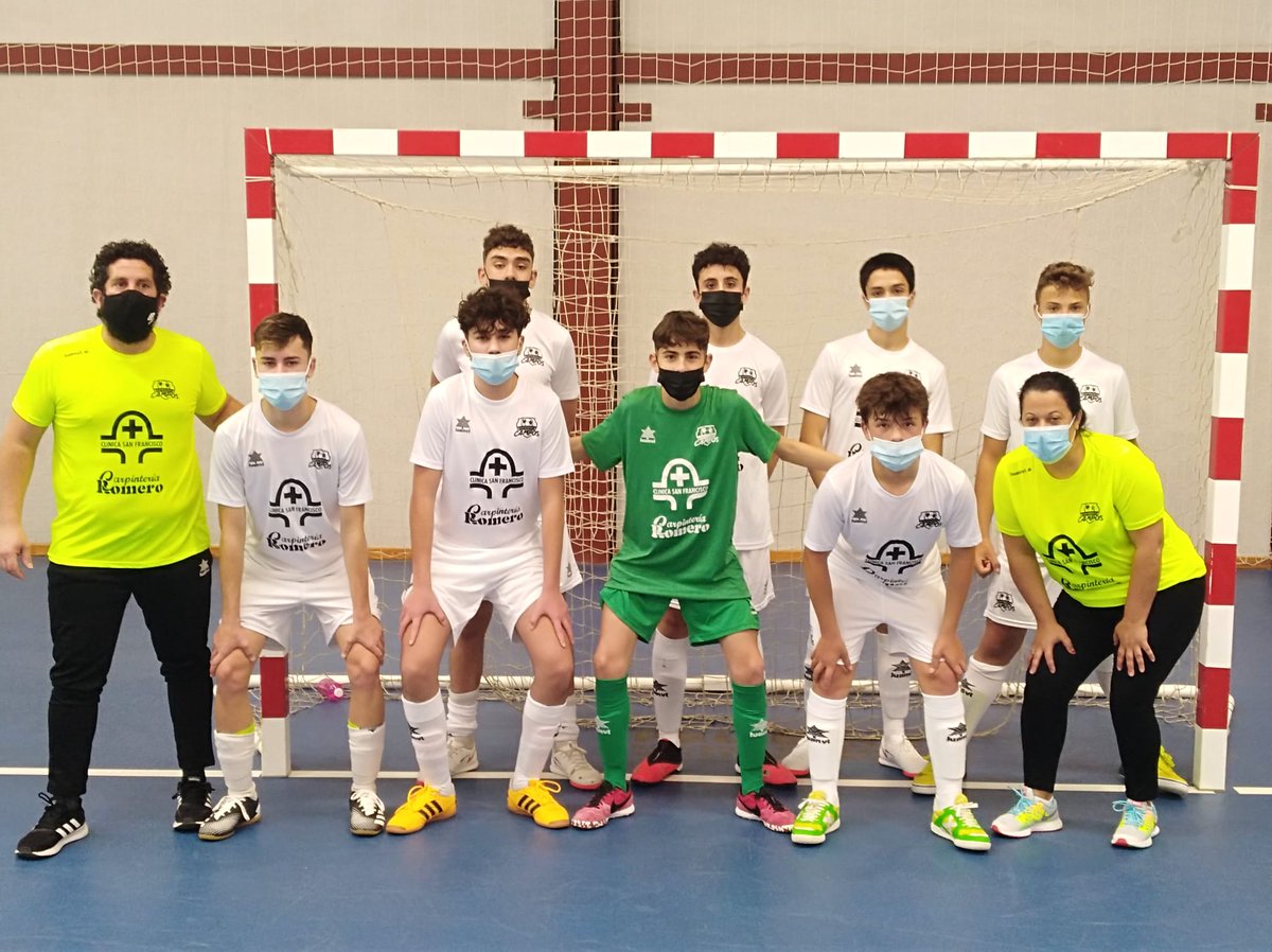 Empate de nuestros cadetes 4 a 4 en el partido jugado esta mañana contra @FutsalPr7. Enhorabuena chicos.Gran trabajo.💪💪👋👋 <a href="/muleo1/">muleño</a> <a href="/IvnPrezCalixto1/">Iván Pérez Calixto</a> <a href="/Ayto_Campos/">Ayuntamiento Campos Del Río</a> <a href="/Javi_Garcia59/">Javi García</a> <a href="/MARIAHERNNDEZP9/">MARIA HERNÁNDEZ PEREZ</a>