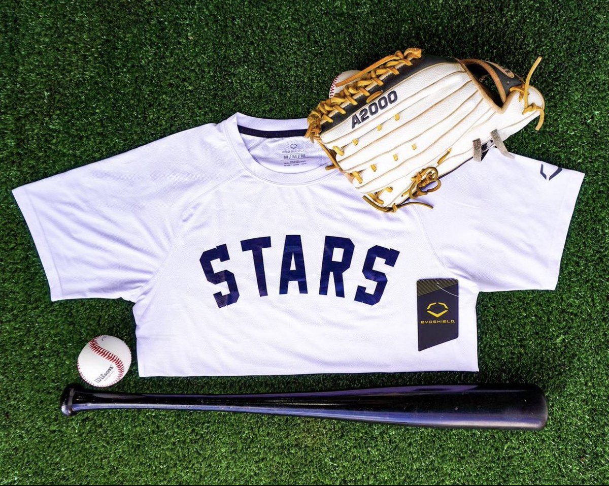 Sweet threads from <a href="/NashvilleStars/">Nashville Stars ⚾️</a>. This group is committed to honoring the past teams who played in the Negro Leagues under the same name, while also working to bring a Major League Team to the music city.