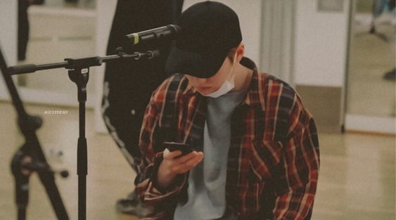 sing you a song? man will create the whole discography just about how much he loves you