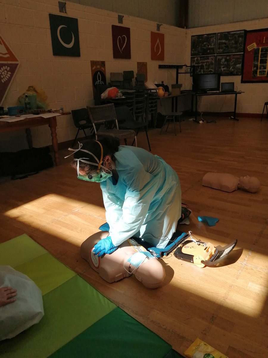 Congrats to all our volunteers who were recerted 4 @PHECC cfr programme. Also PPE training and sign off Volunteers giving up their weekend to support our community. Tks 2 @Liam_NASNLCEO <a href="/AmbulanceNAS/">National Ambulance Service</a> 4 all  support. Nearly there, back on duty soon💕
<a href="/CFRIreland/">❤️ CFR Ireland ❤️</a> <a href="/annmarieogrady/">Ann Marie O'Grady</a>