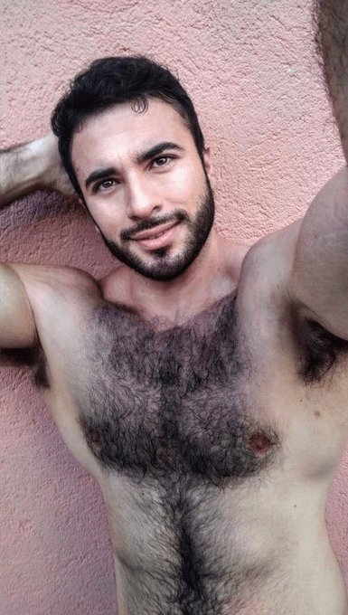April 25 #hairsome #hairychest #hairygay #hairyfan #scruff #beardedhomo #beard #hairymen #gay #hairyman