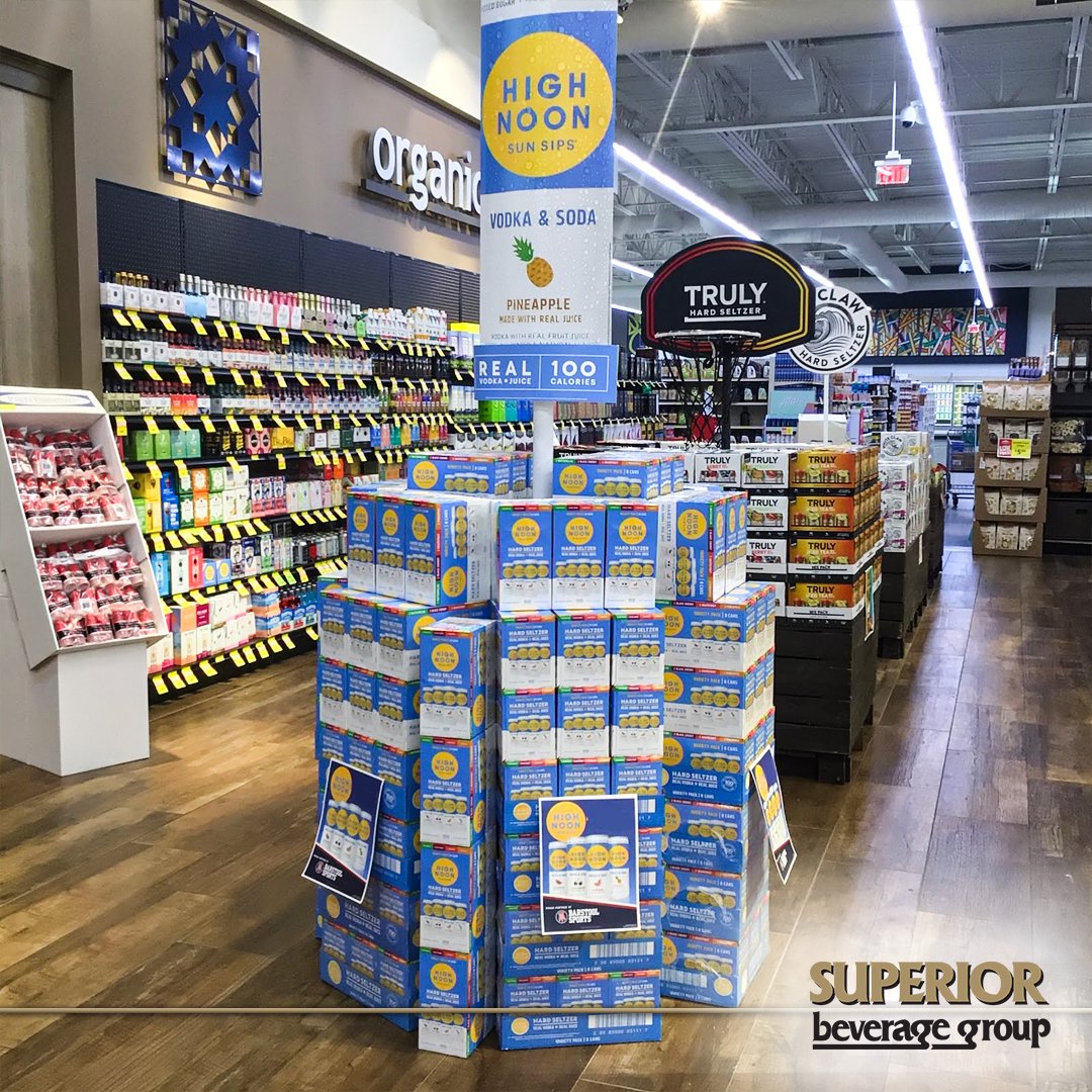 superior_bevgrp's tweet photo. Not your average sales goal... It's a @highnoonsunsips Blitz!
#RealVodka #RealJuice #HighNoon https://t.co/KFhlkMTkOM