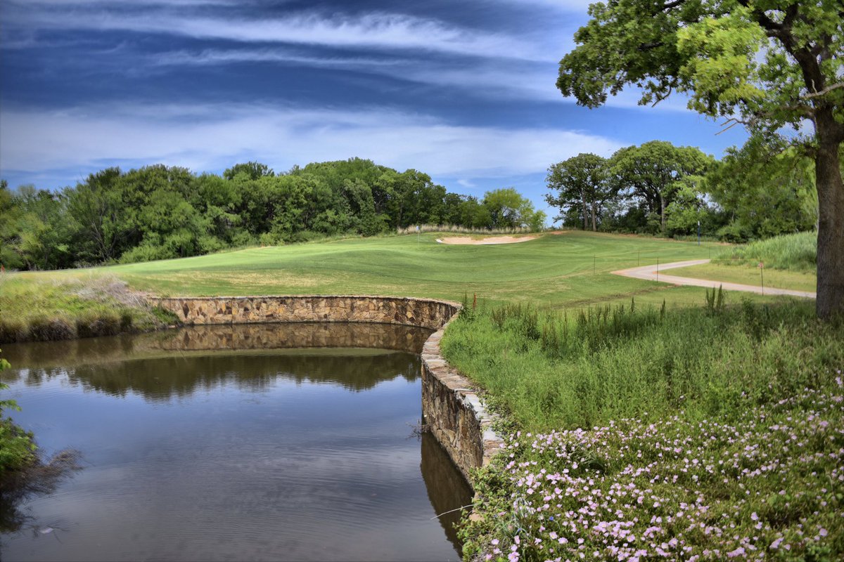 VBChampionship's tweet photo. ~ Pure ~ 

Special thanks to @rangersgolfclub Golf Course Superintendent @bricker1972, @PGATOUR Competition Agronomist @Calsuper and the entire grounds crew for their dedicated work! 

The inaugural #VBChampionship would not have been a success without their entire team’s effort! https://t.co/s6ib0qxC11