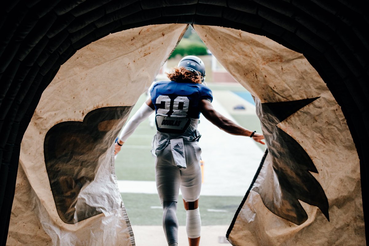 GSAthletics_FB's tweet photo. Spring ball ☑️

#HailSouthern https://t.co/fVsbJQwrm9