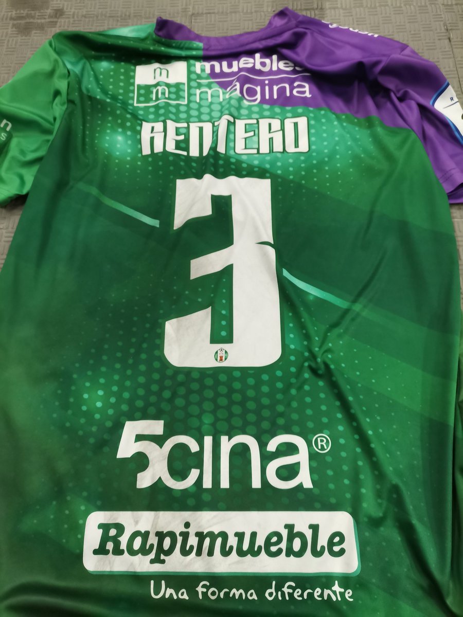 Orgullosos de mi equipo de mi gente y de un pueblo que está volcado con nosotros! Vamos Verdes!! Vamos joder!! +3 <a href="/atmanchareal/">Atlético Mancha Real</a> 💚😍