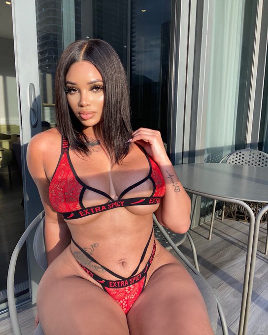 Comment your fav 🥰 👉 for more 😈 https://t.co/rSOYORjvic https://t.co/tlaWwgHCW8