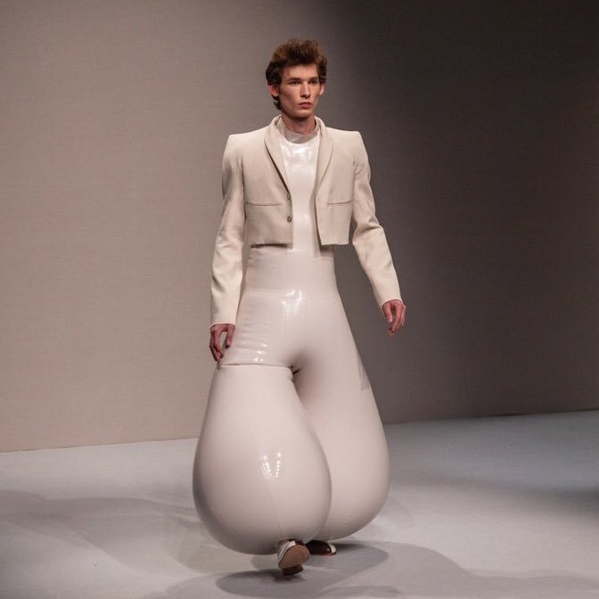 Matenolol's tweet image. Va falloir augmenter la dose de lasilix.