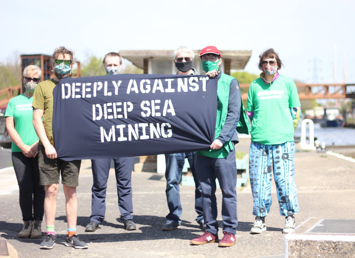 This weekend Greenpeace Waltham Forest said NO to deep sea mining. This unbelievably destructive practice threatens the future of our oceans. Read more here: greenpeace.org/international/… #ProtectTheOceans #NoDeepSeaMining