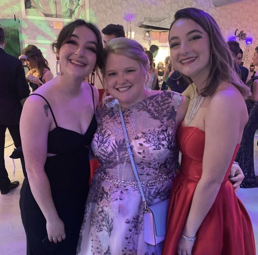 arikagibby's tweet photo. Prom was one to remember♥️ https://t.co/idbwHRLVNH