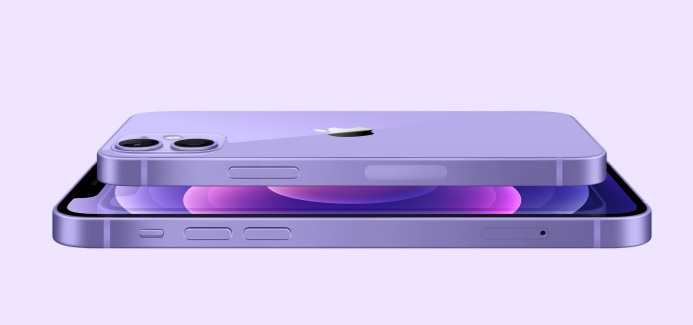 I tried making the purple iPhone with CSS✨ Mine vs the real pic