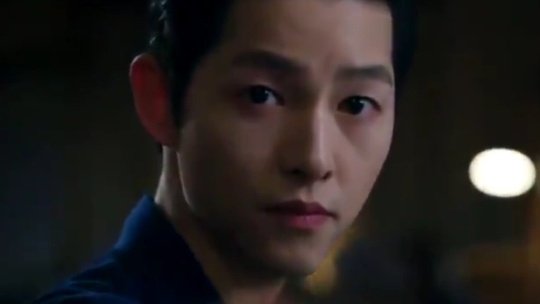 doonaeist's tweet photo. probably the reason why im so attached with the drama vincenzo was bcos of everything that i want was all put in one drama. the enemies to lovers trope, the found family story, the slow burn romance, flawed and relatable characters +

#Vincenzo #VincenzoEp18 https://t.co/ACMd3PWfNr