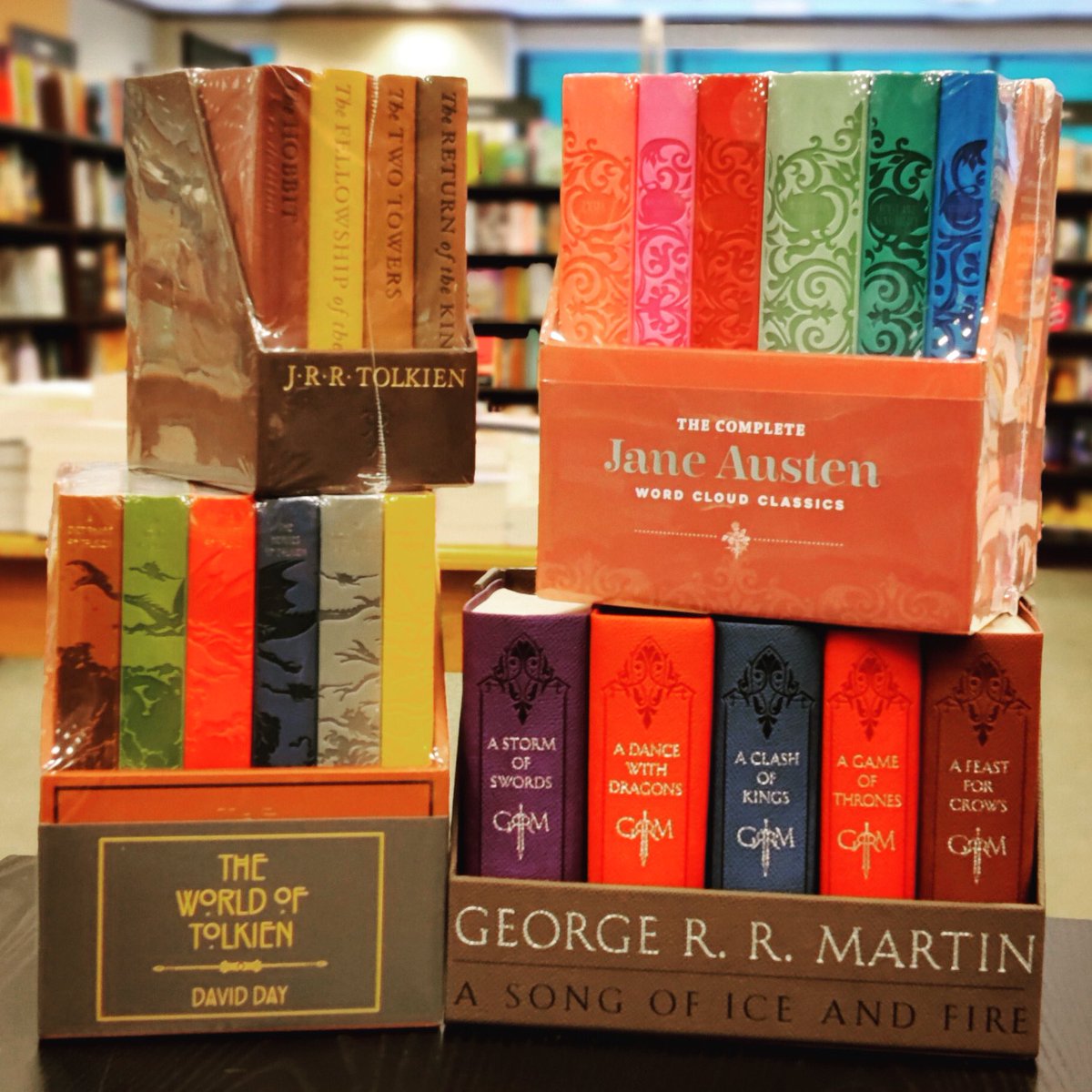 BN_WhiteMarsh's tweet photo. We have some lovely box sets in stock that would look perfect on your #bookshelves. 📚 https://t.co/CDRfumviJu