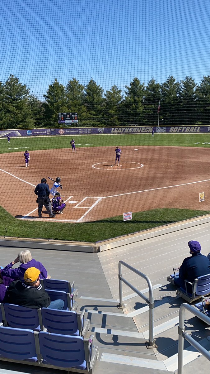 Beautiful day for honoring our Seniors! <a href="/sydneyhollings/">Sydney Hollings</a> <a href="/AlyssaEaly/">Lyss🧃</a> <a href="/evaline_ashley3/">Ashley Minyard</a> <a href="/megsmegs19/">Meghan Henson</a> <a href="/JasmineLara5jaz/">jasmine lara</a> <a href="/HalleHollatz4/">💕Halle💕</a>