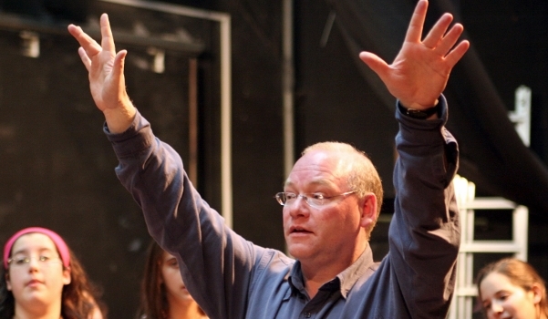 Applications open for June 26th choral workshop - mailchi.mp/cccce1994e38/a… A day of Britten and Elgar under the leadership of Jeremy Summerly in the beautiful environment of Edington Priory Church. Full details at edingtonarts.org