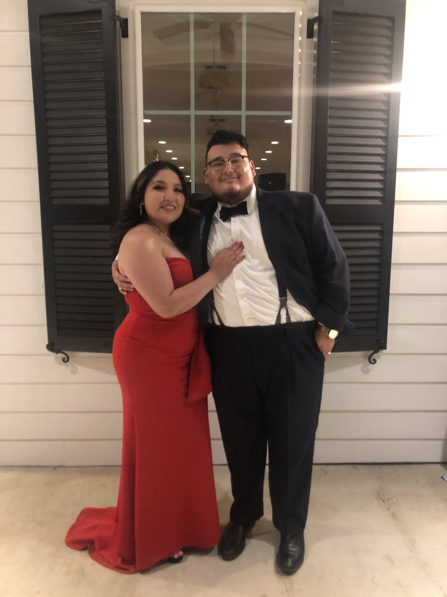 _EsteVato's tweet photo. Hey @ZBexx, are we late to the #StrixhavenBall?? You know Prismari always have prior engagementsπ€π½ https://t.co/qHKlBRHCAe