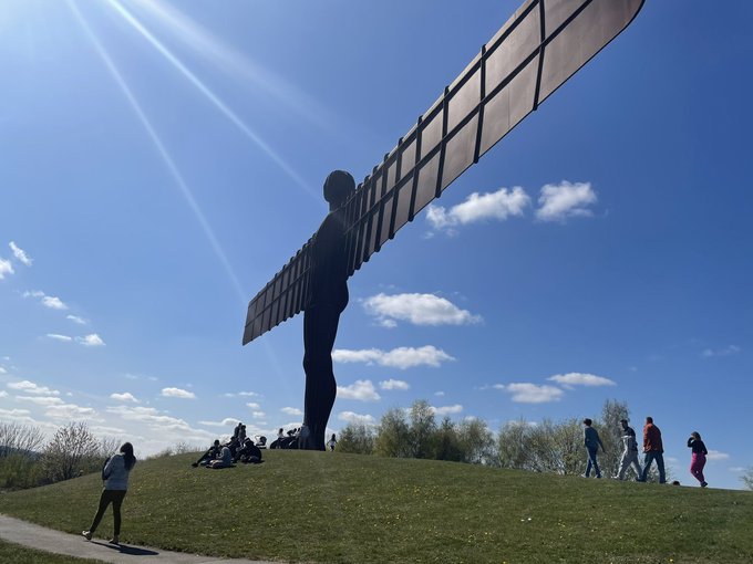 The Angel catching some rays this afternoon 🌞 https://t.co/L9XKjnB2YT<a href="/tag/nufc"class="tags"><span>#nufc</span></a>
