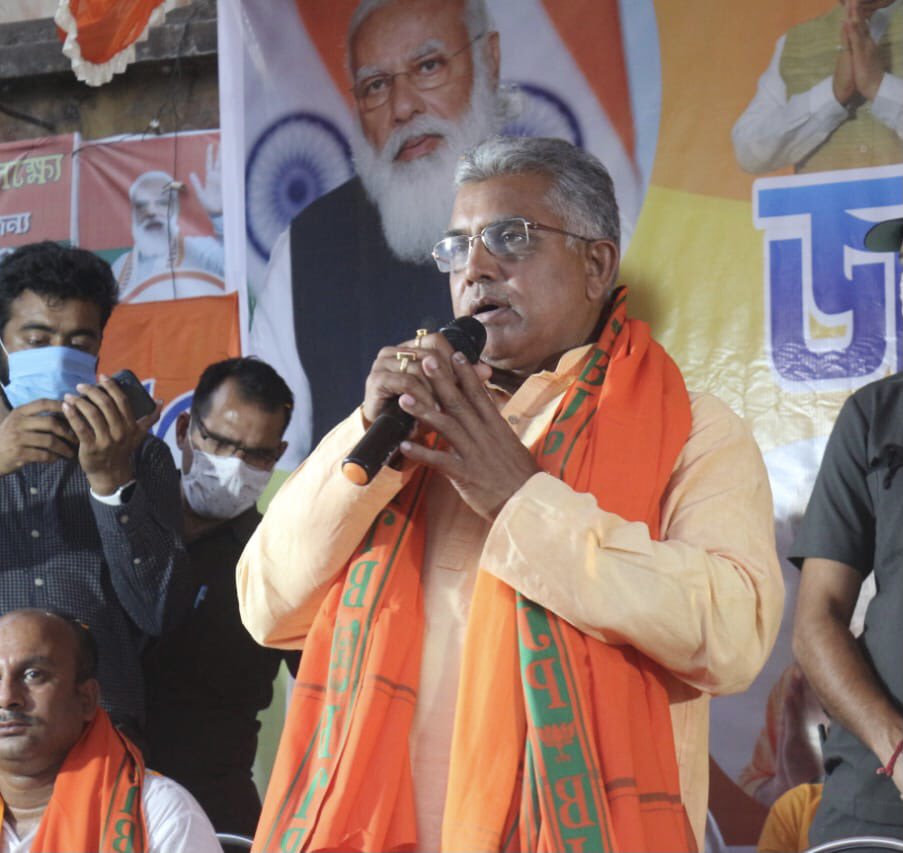 DilipGhoshBJP's tweet photo. At Benimadhab junction of Suri constituency (Birbhum), a large number of people came to bless BJP with more seats in the concluding phases of the election. Needless to mention covid protocols were adhered to. https://t.co/wsJ127EwcI