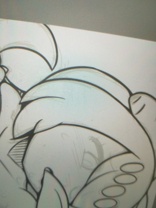 ペン入れも半分強進んだからまぁギリギリ許す 