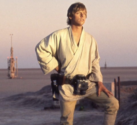 1/ Ordinary world The hero's normal life before the adventure begins: Luke Skywalker lives on a farm in Tatooine Neo is a corporate slave in the real world