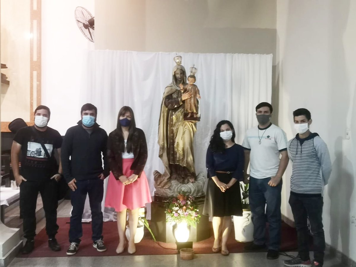 dema_py's tweet photo. Presentes al servicio de María 💪😇
#SomosDEMaria #DEMApy #legiomariae #misa #catolica #todostuyos #totustuus https://t.co/f1EMGbbEjS