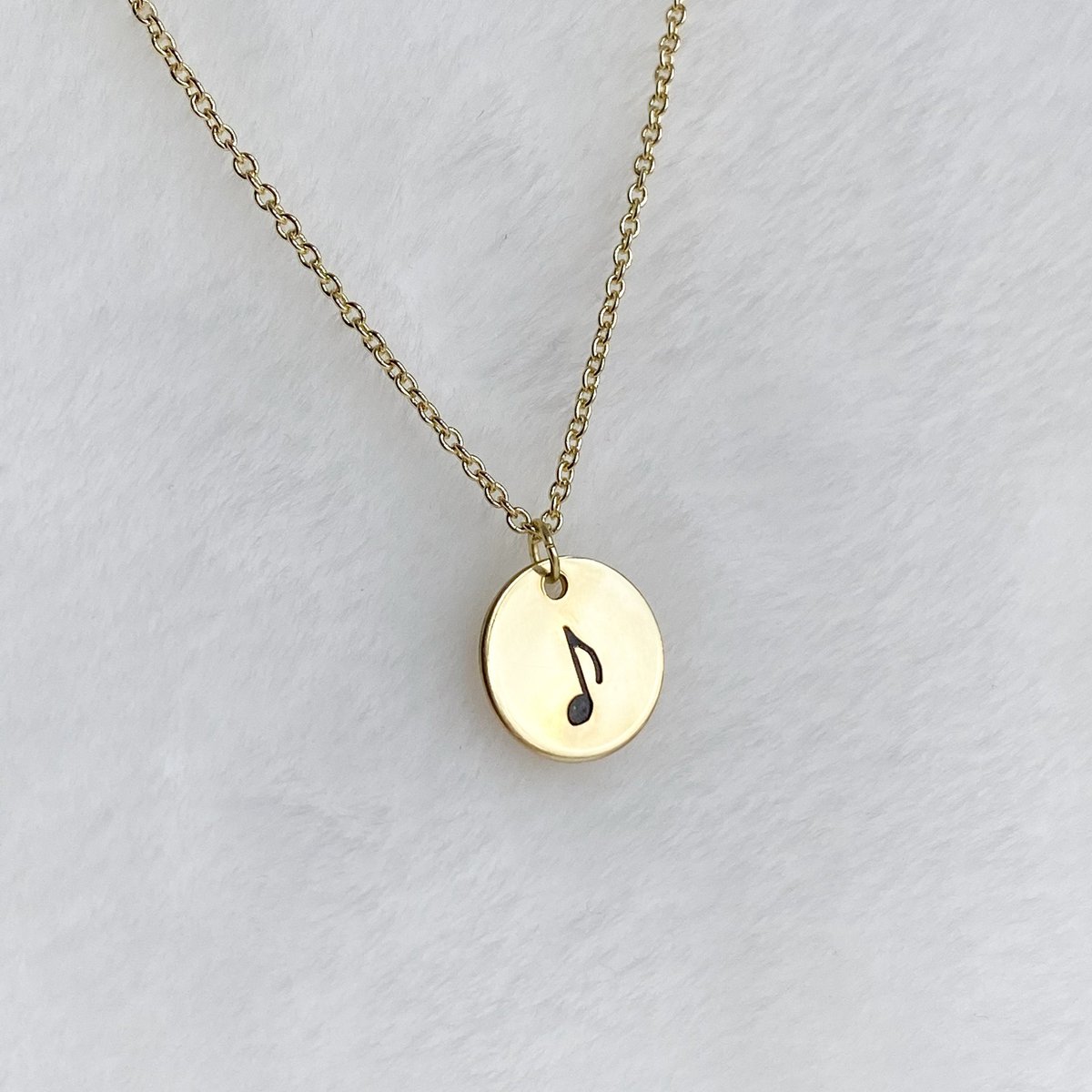 Gold Music Note Necklace, Music Note Jewelry, Gift for Musician, Gift for Music Teacher, Music Gift, Gold Layering Necklace, S468 tuppu.net/f529560d #GiftforHer #EtsyJewelry #Handmade #SmallBusiness #EtsyShop #Earrings #Jewelry #MusicNoteJewelry