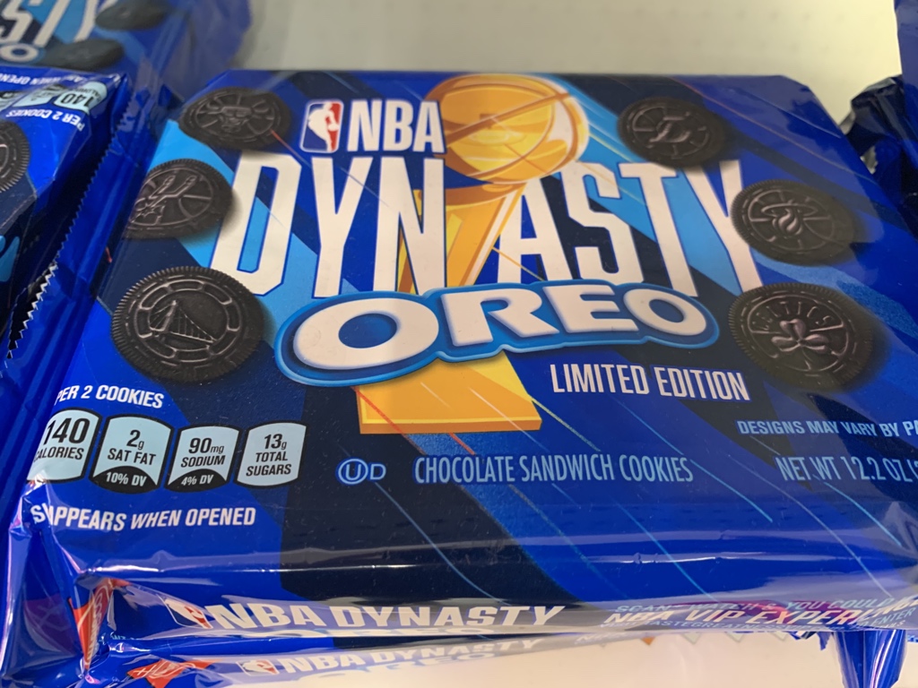 LineOreo's tweet image. NBA Dynasty. I’m out of control!